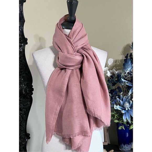 Dusty Rose Pink Scarf, Shawl NWT One Size - Picture 1 of 2